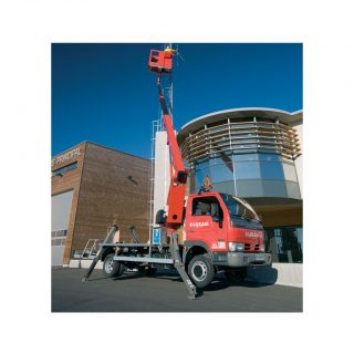 camion-nacelle-articulee-17m-location-materiel-loxam-reunion