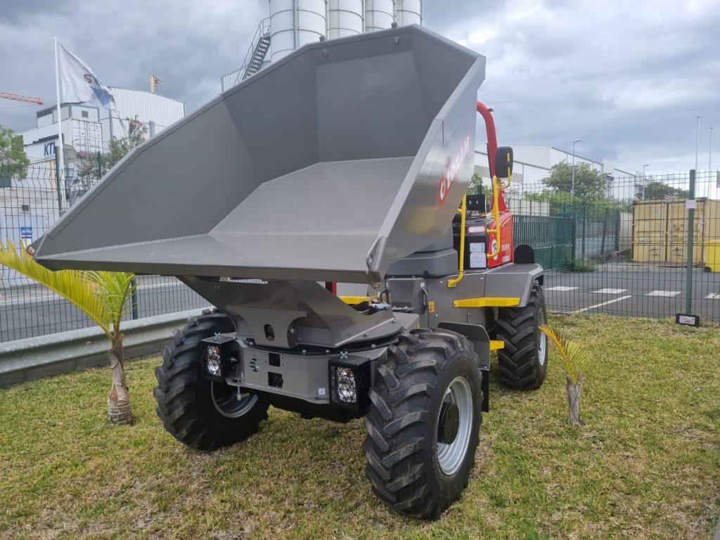 Dumper-benne-rotative-Loxam-Reunion-4